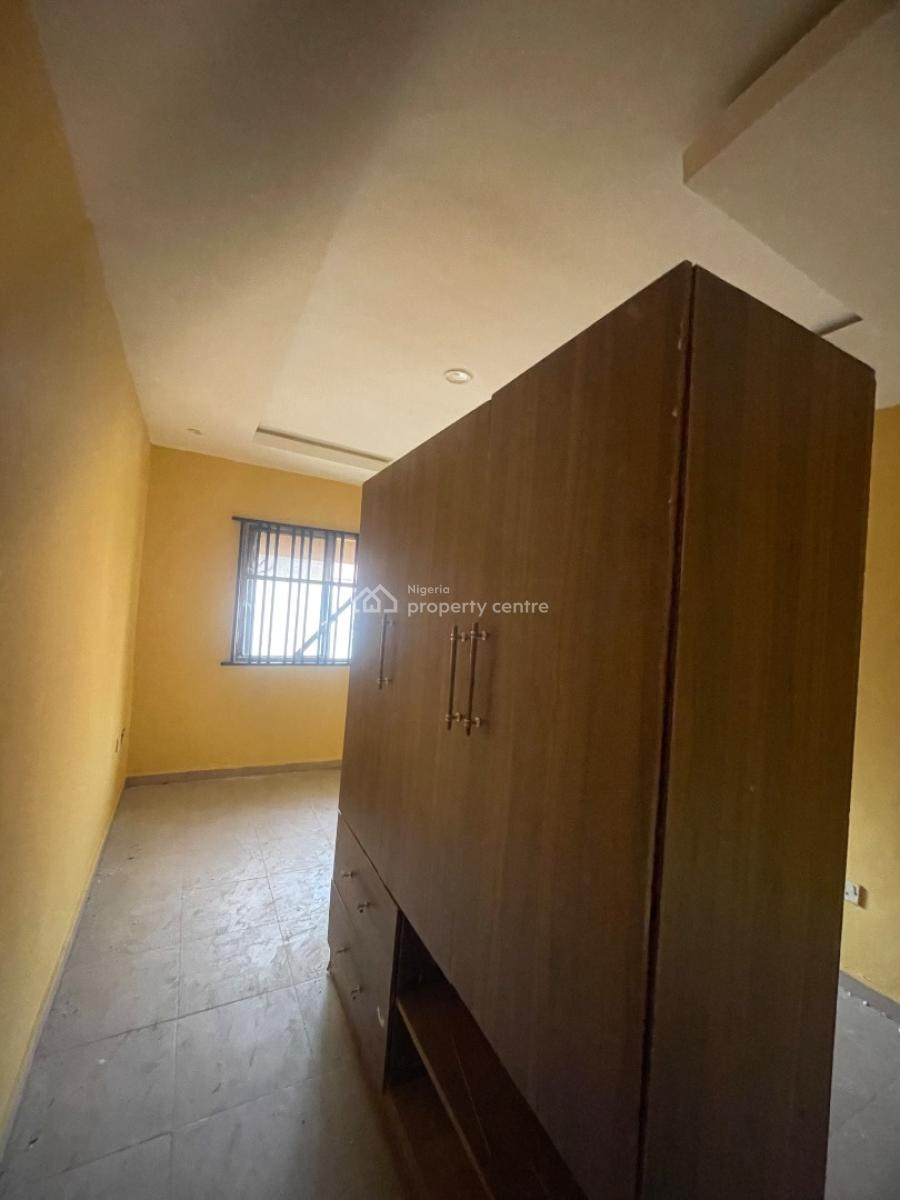 Spacious Beautiful Modeled 3 Bed Upstairs Close to Bustop, Badore, Badore, Ajah, Lagos, House for Rent