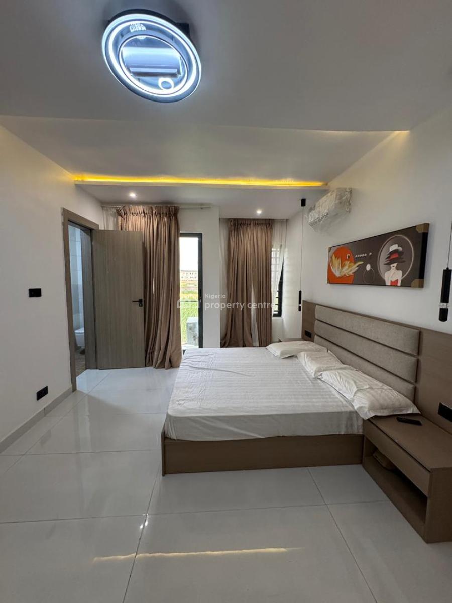 Lovely 3 Bedroom Furnished Apartment W/ Solar, Elevator, Gym, Pool, Lekki Phase 1, Lekki, Lagos, Flat / Apartment for Sale