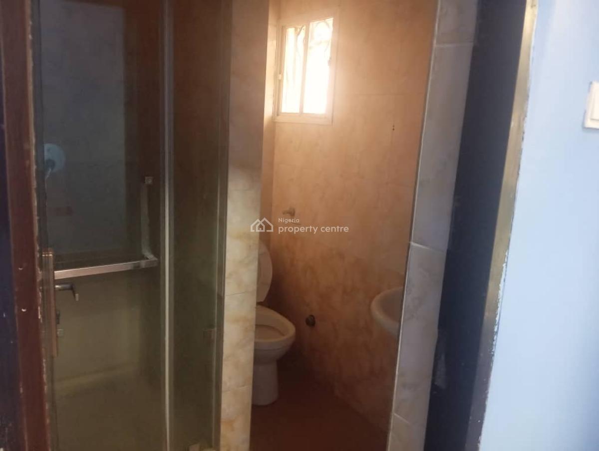 Well Maintained 4 Bedroom Terrace House with Bq, Off Meadow Hall School, Ikate, Lekki, Lagos, Terraced Duplex for Rent