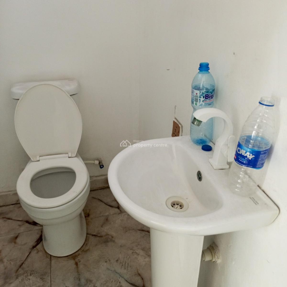 a Prime and Spacious Shop, Sangotedo Ajah-lekki, Sangotedo, Ajah, Lagos, Shop for Rent