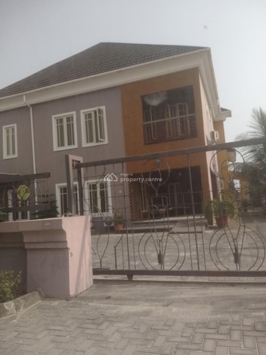 4 Bedroom Spacious Detached Duplex + Two Bedroom Bq, Monastery Road Beside Shoprite Sangotedo, Sangotedo, Ajah, Lagos, Detached Duplex for Rent