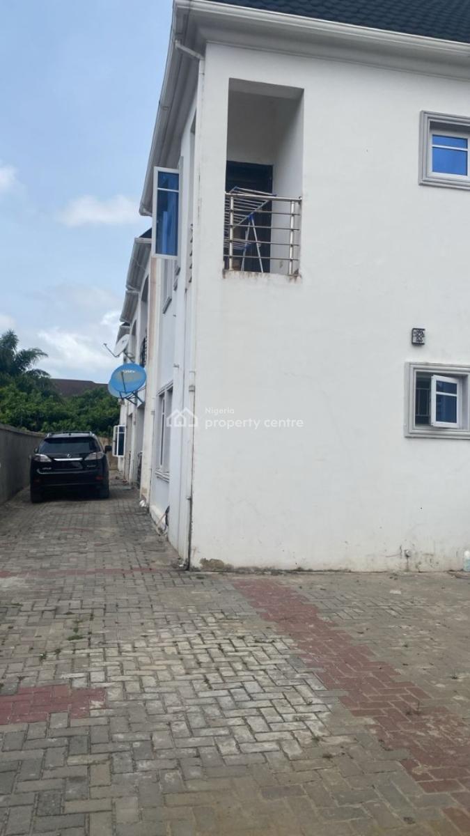 Well Maintained 3 Bedroom Apartment, Estate Off Abijo Road, Abijo, Lekki, Lagos, Flat / Apartment for Rent