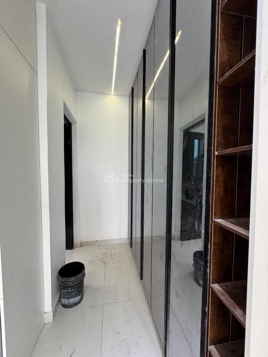 Well Finished 5 Bed Self Compound Terrace Duplex + Bq, Lekki Phase 1, Lekki, Lagos, Terraced Duplex for Sale