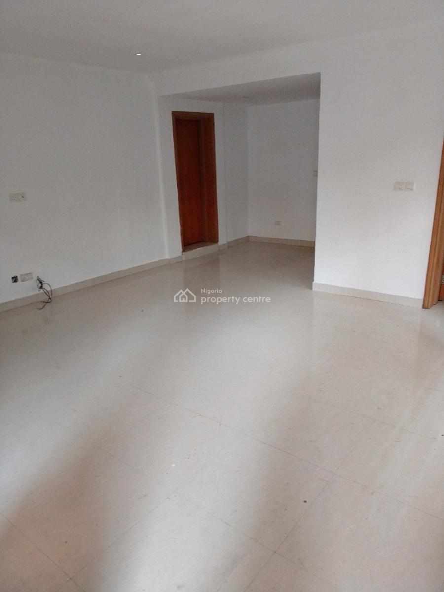 Standard Serviced Mini Flat with 2 Toilet Acs Swimming Pool ,gym., Off Admiralty Road, Lekki Phase 1, Lekki, Lagos, Flat / Apartment for Rent