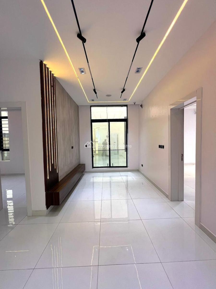 Spacious 5-bedroom Fully Detached House with Boys Quarters and Pool, Lekki Conservation Centre, Lekki Phase 2, Lekki, Lagos, Detached Duplex for Sale