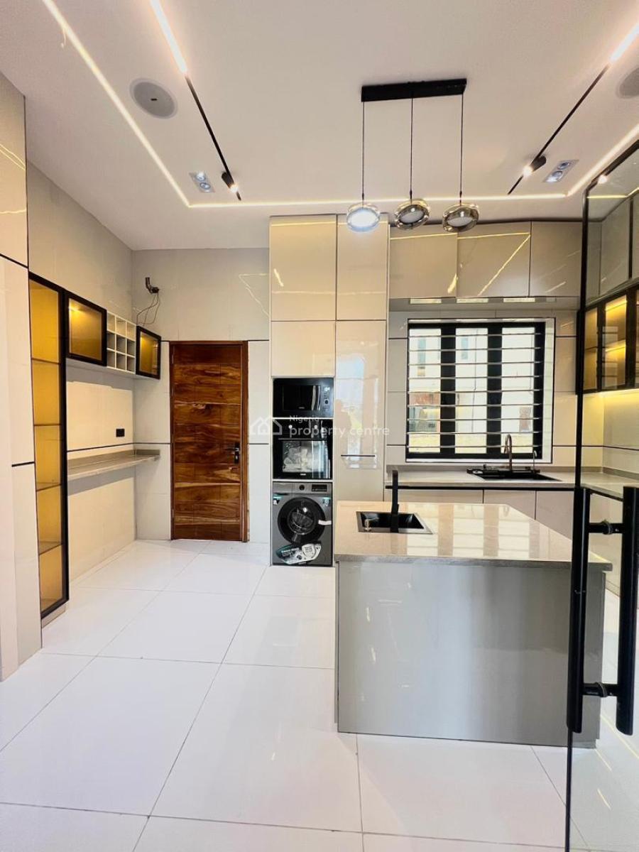 Spacious 5-bedroom Fully Detached House with Boys Quarters and Pool, Lekki Conservation Centre, Lekki Phase 2, Lekki, Lagos, Detached Duplex for Sale