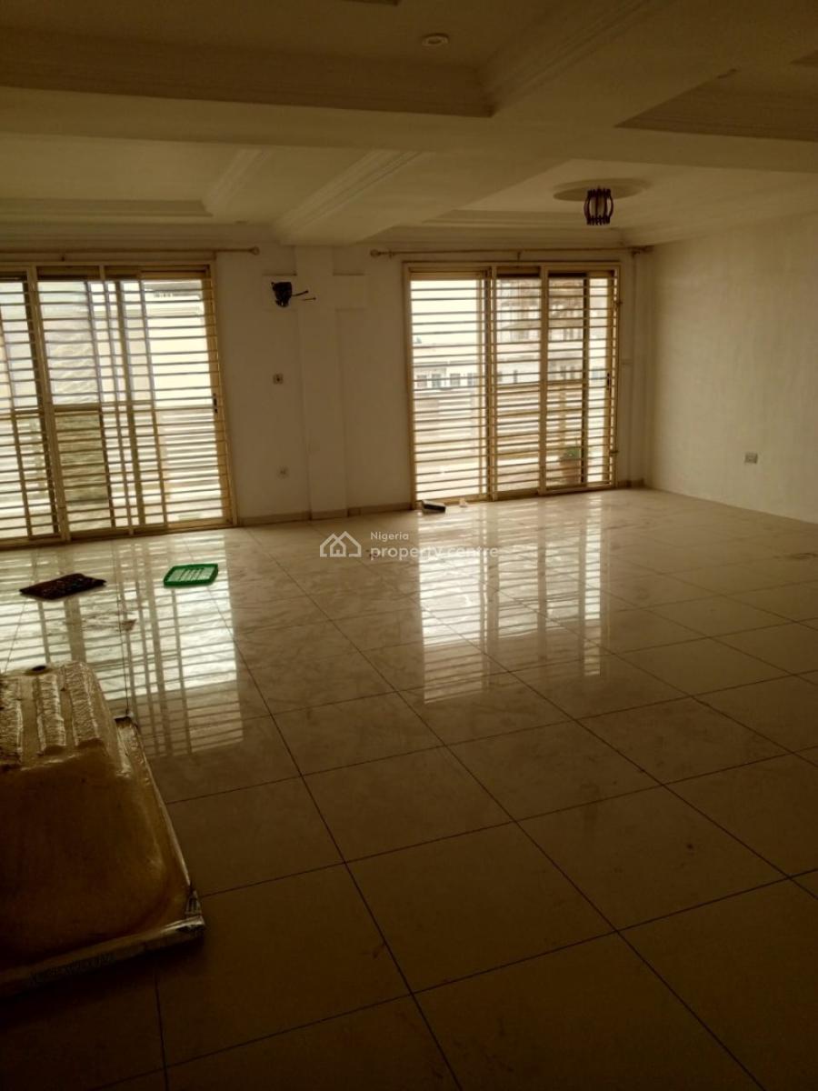 2 Bedroom Penthouse, Lekki, Lekki Phase 1, Lekki, Lagos, Flat / Apartment for Rent