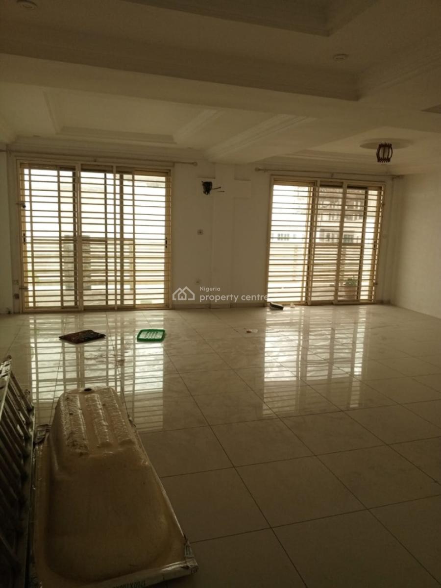 2 Bedroom Penthouse, Lekki, Lekki Phase 1, Lekki, Lagos, Flat / Apartment for Rent