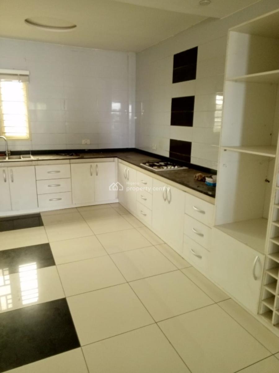 2 Bedroom Penthouse, Lekki, Lekki Phase 1, Lekki, Lagos, Flat / Apartment for Rent