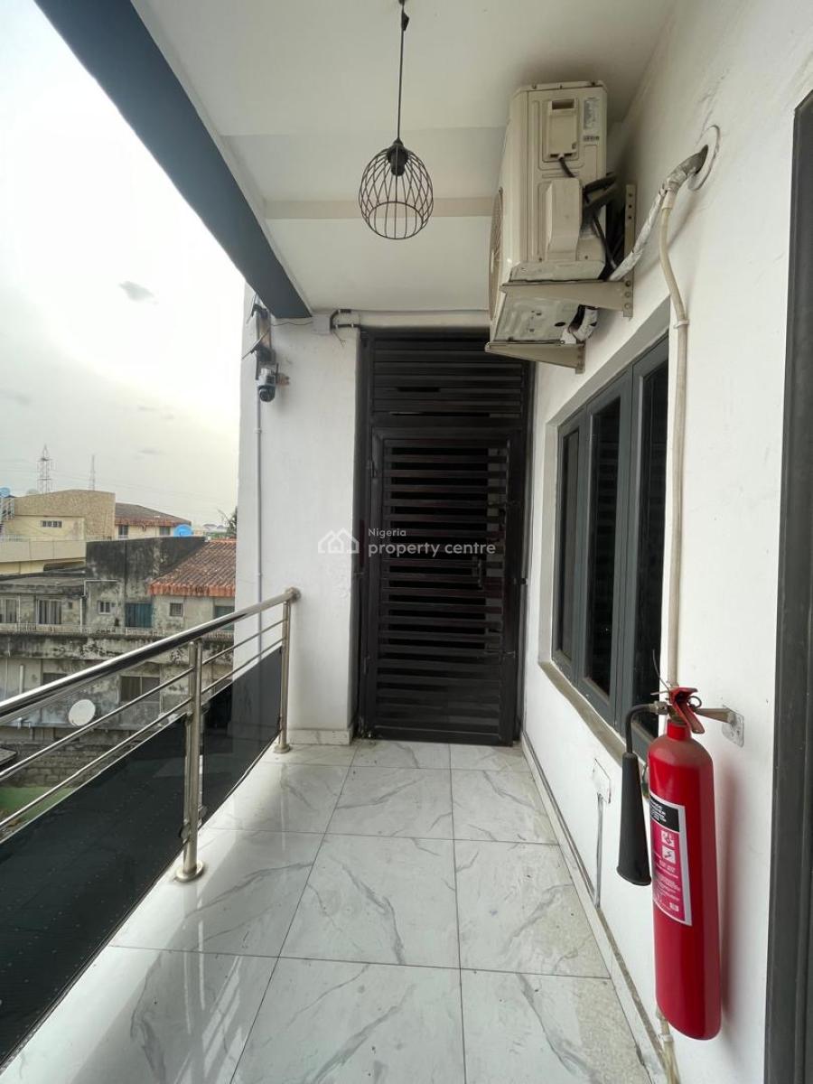 Fantastic Newly Finished 3 Bedroom Apartment, Aguda, Surulere, Surulere, Lagos, House for Sale
