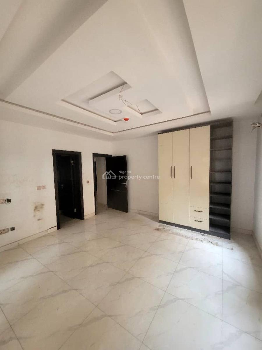 2 Bedroom Apartment with Bq, Lekki, Lekki Phase 1, Lekki, Lagos, Flat / Apartment for Rent
