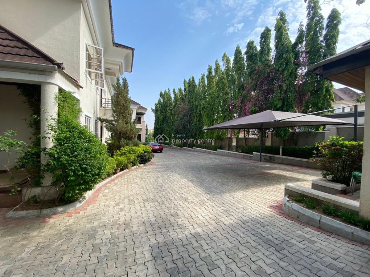 Serviced Unfurnished 3 Bedroom Apartment with Bq, Aso Drive, Asokoro District, Abuja, Flat / Apartment for Rent