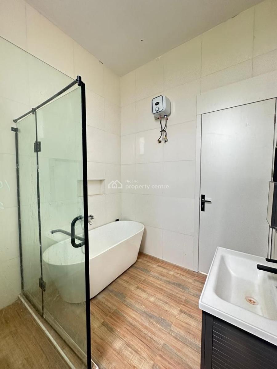 Spaciouslty Appealing 4 Bedroom Semi Detached Home, Ajah, Lagos, Semi-detached Duplex for Sale