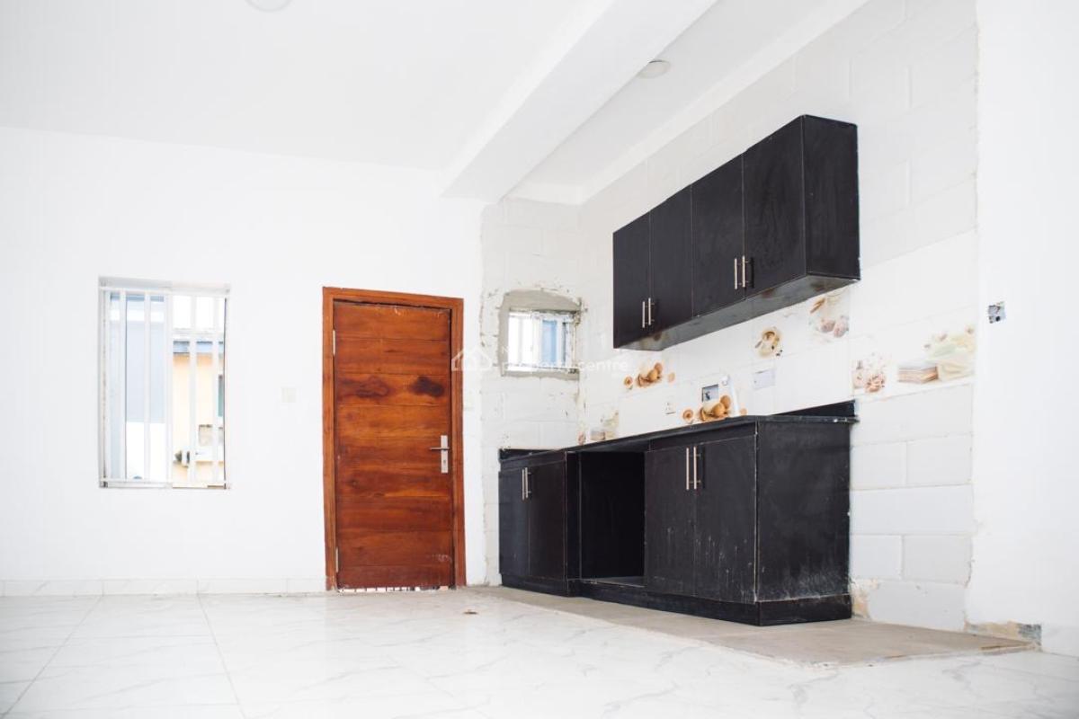 Luxury Block of Flat at Lekki, Chevron New Road, Lekki, Lagos, Block of Flats for Sale