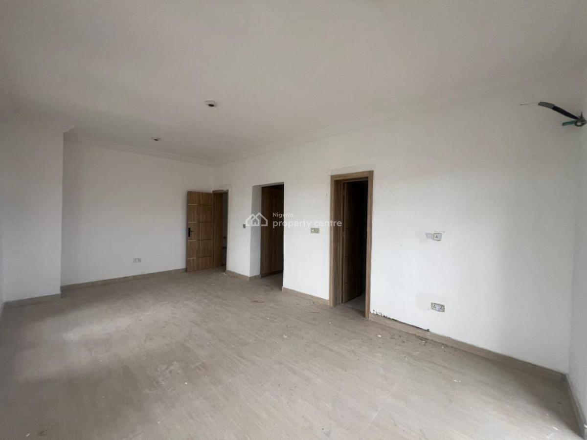 *  Newly Built 3 Bedrooms Maisonette with Bq, Lekki Phase 1, Lekki, Lagos, House for Sale