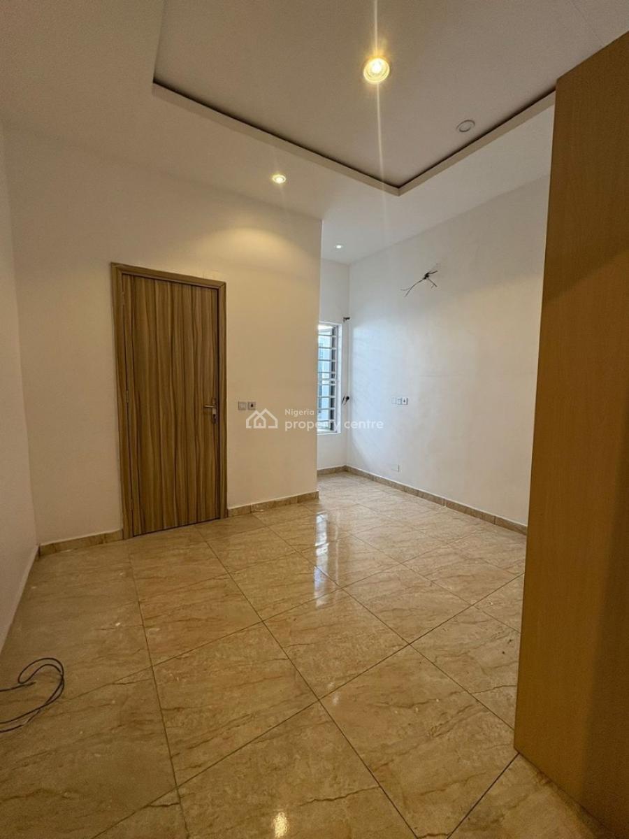 Two Single Rooms Upstairs with Personal Prepaid Meter, Orchid, Lekki, Lagos, Self Contain (single Rooms) for Rent