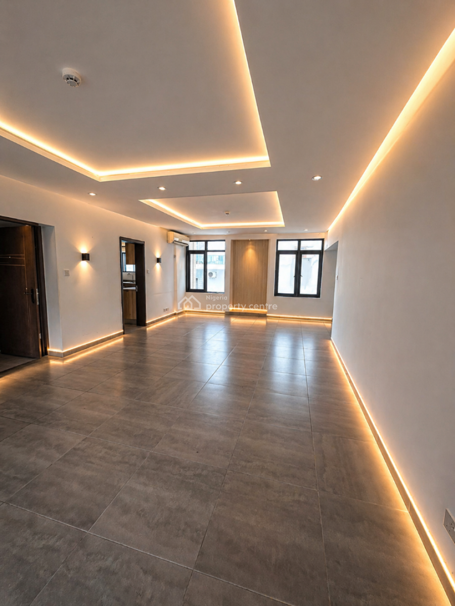 Very Clean 3 Bedroom Flat with Bq ,upstairs Available, Ikoyi, Ikoyi, Lagos, Flat / Apartment for Rent