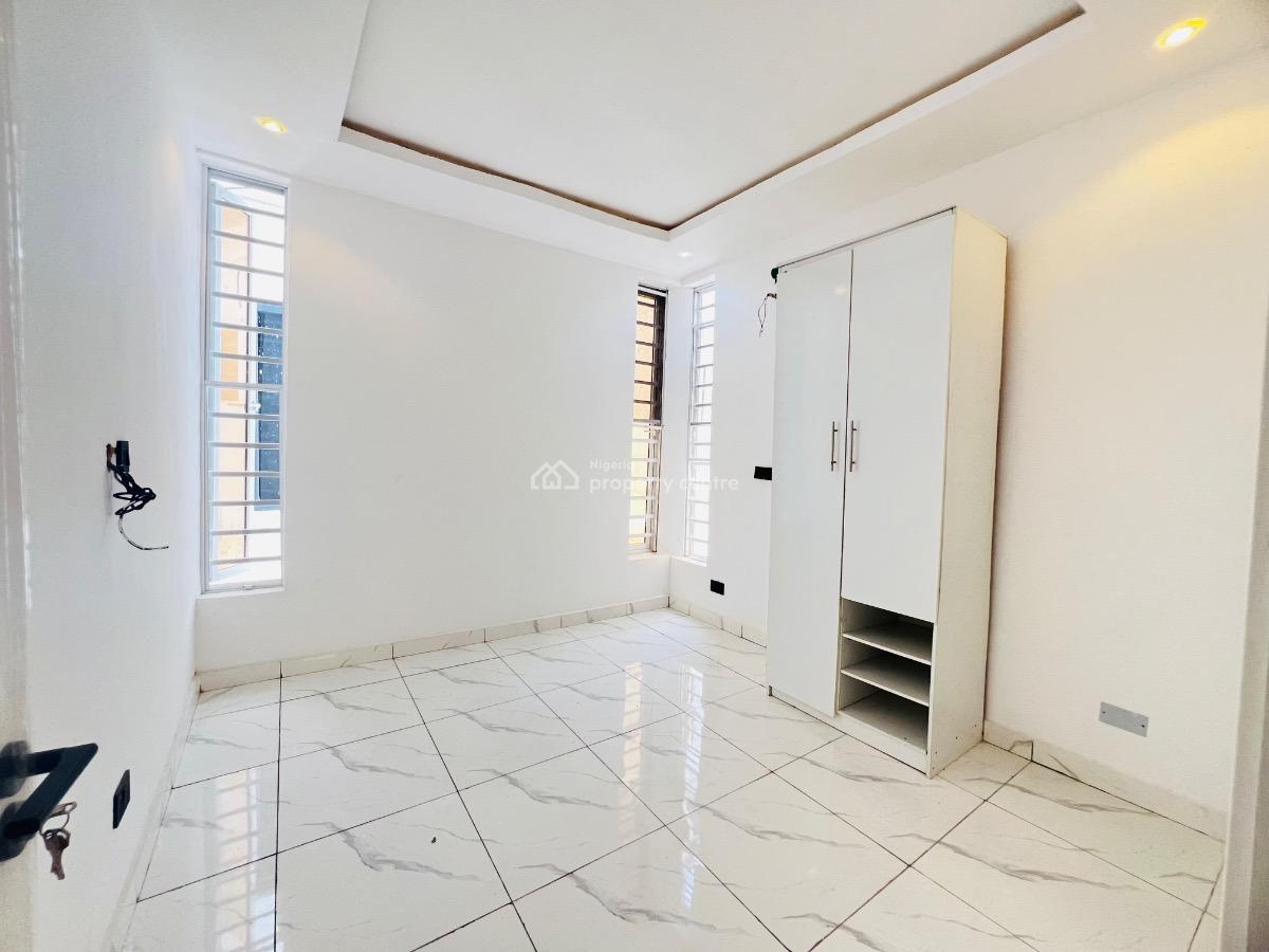 4bedroom Semi Detached with Bq, Ikota, Lekki, Lagos, Semi-detached Duplex for Sale