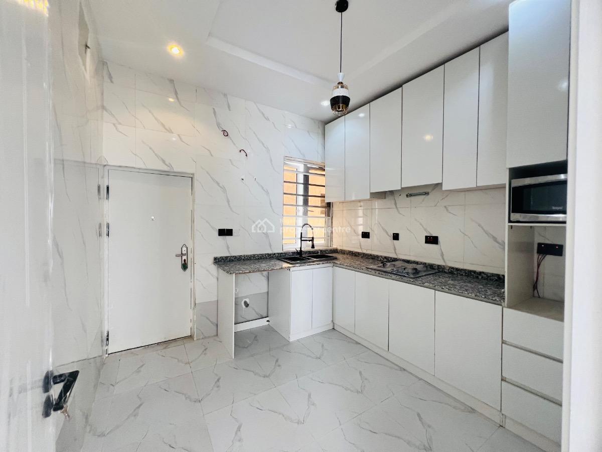 4bedroom Semi Detached with Bq, Ikota, Lekki, Lagos, Semi-detached Duplex for Sale