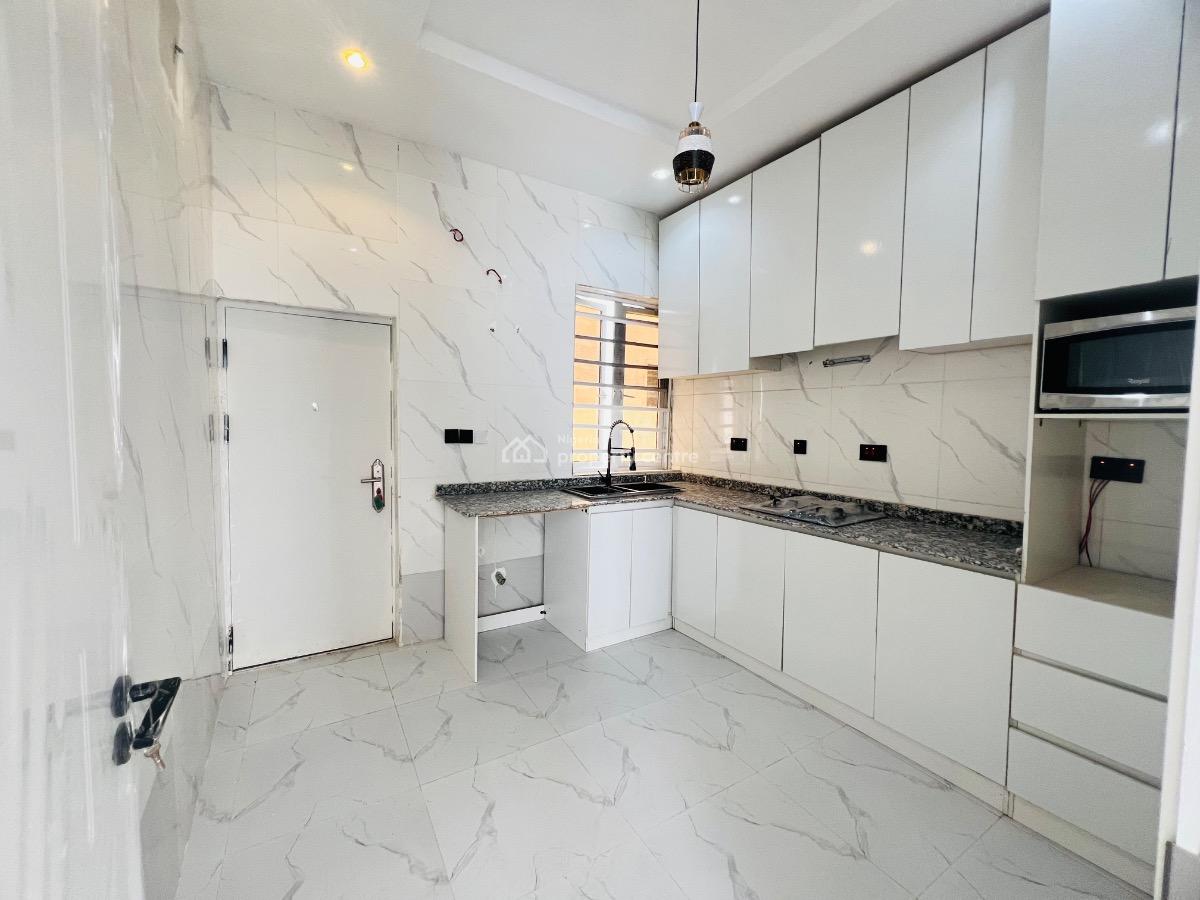 4bedroom Semi Detached with Bq, Ikota, Lekki, Lagos, Semi-detached Duplex for Sale