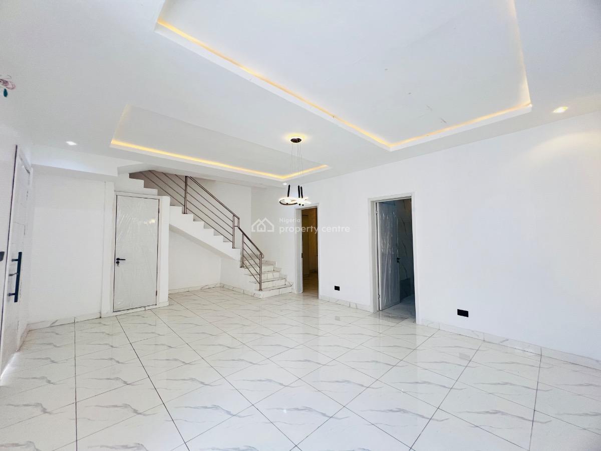 4bedroom Semi Detached with Bq, Ikota, Lekki, Lagos, Semi-detached Duplex for Sale