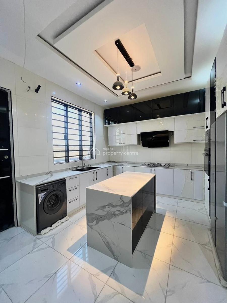 5 Bedroom Detached Duplex with a Swimming Pool & Bq, Chevron, Lekki, Lagos, Detached Duplex for Sale