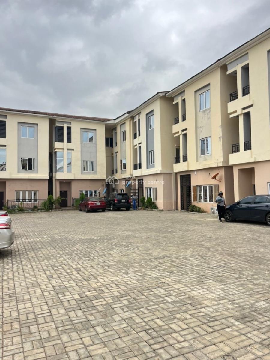 4 Bedroom Terrace Duplex with Bq, Guzape, Guzape District, Abuja, Terraced Duplex for Sale