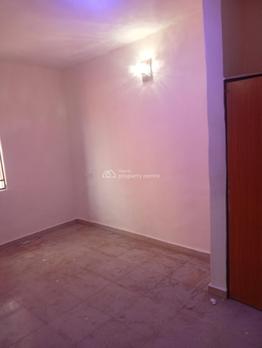 Newly Renovated Mini Flat, Oyeyemi Off Ajuwon Akute Road, Ojodu Berger, Ojodu, Lagos, Mini Flat (room and Parlour) for Rent