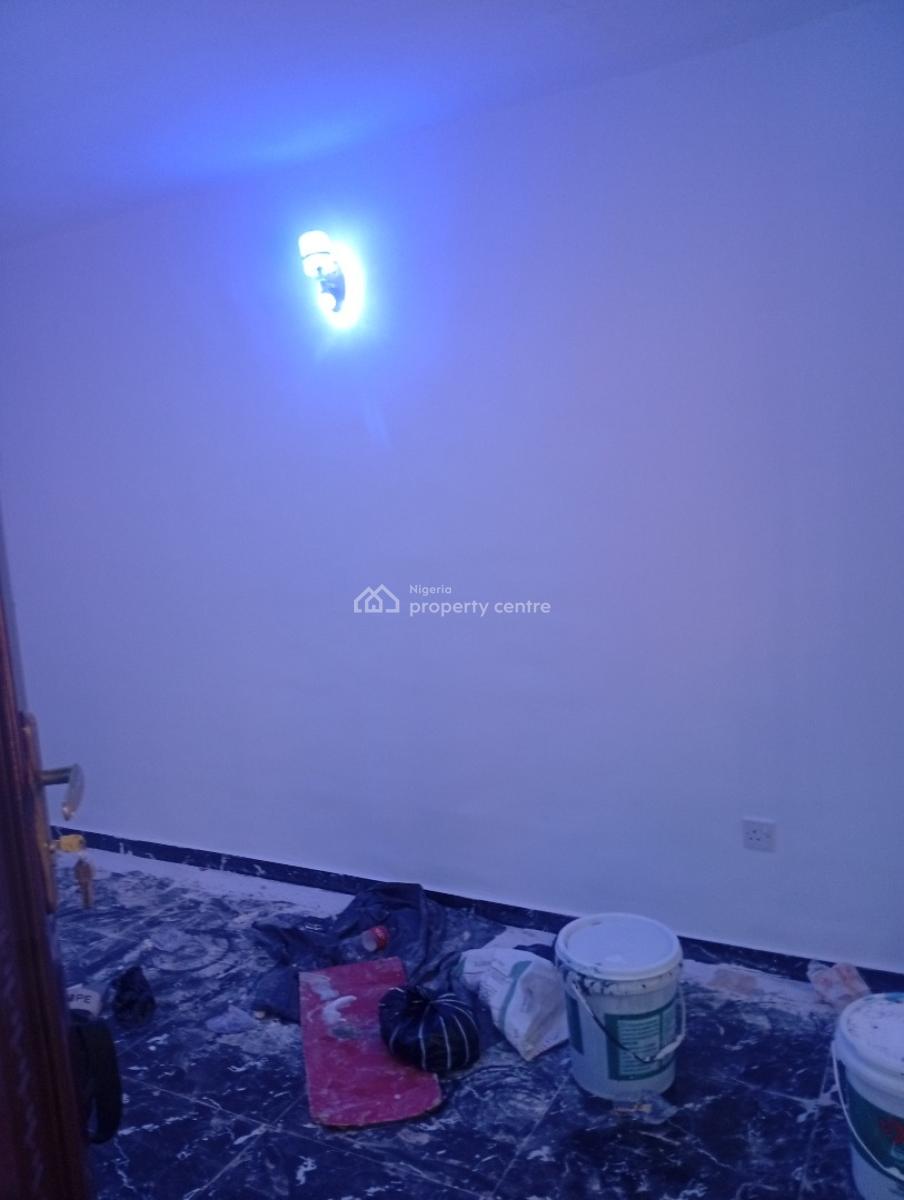 Newly Renovated Mini Flat, Oyeyemi Off Ajuwon Akute Road, Ojodu Berger, Ojodu, Lagos, Mini Flat (room and Parlour) for Rent