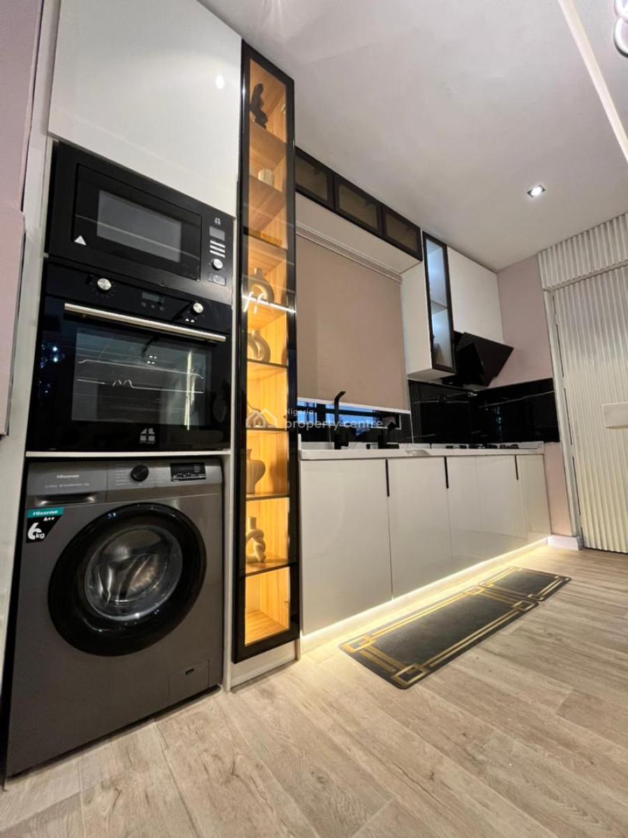 Luxury 2 Bedroom Apartment with Housekeeping and Wine Bar, Swimming Pool, Gym,ps5, 24hrs Power Supply and Security, Ikate, Lekki, Lagos, Flat / Apartment Short Let