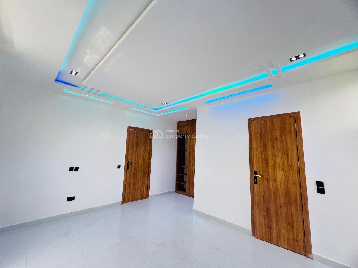 3bedroom Semi Detached with Bq, Ikota, Lekki, Lagos, Semi-detached Duplex for Sale