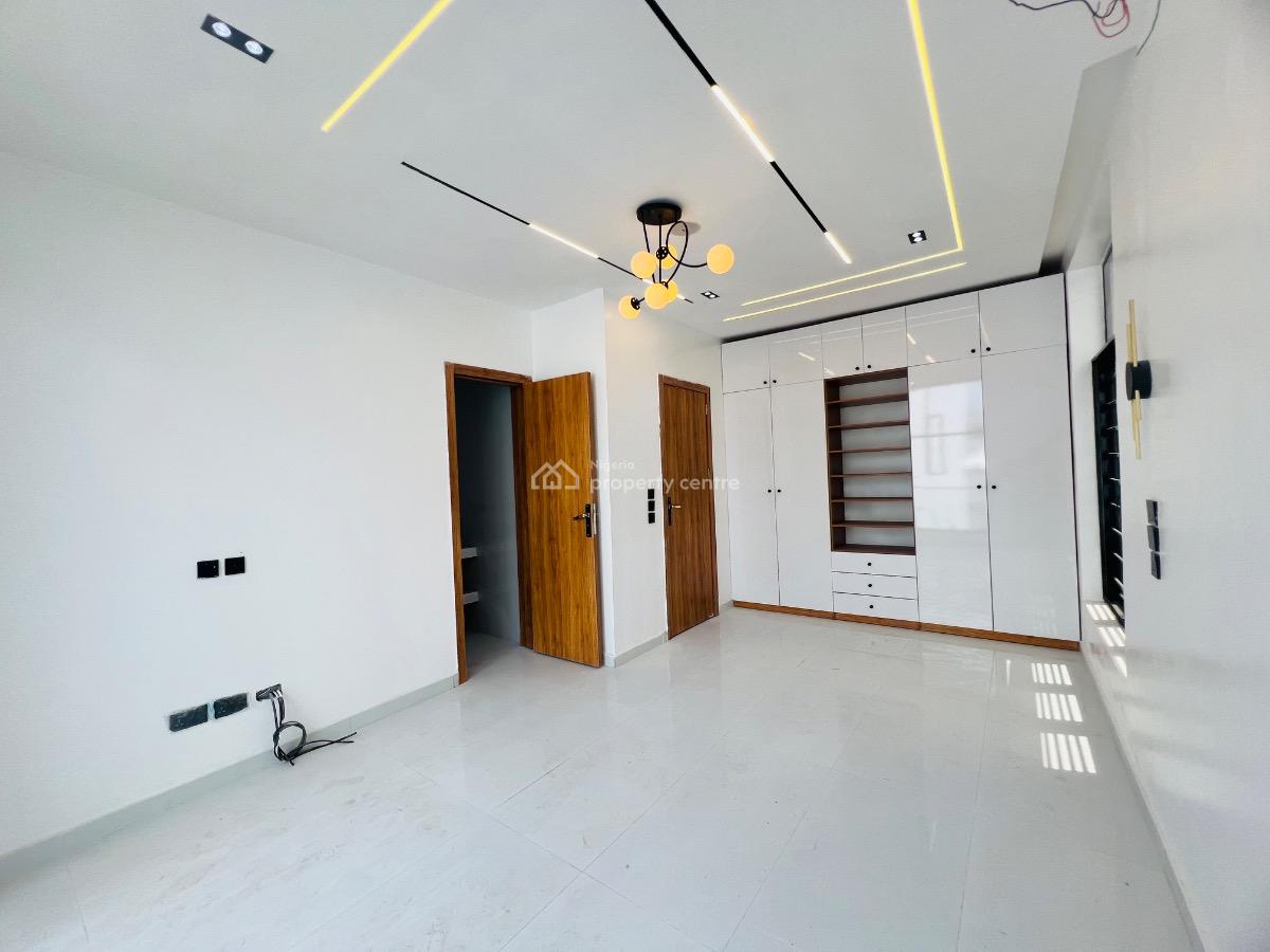 3bedroom Semi Detached with Bq, Ikota, Lekki, Lagos, Semi-detached Duplex for Sale