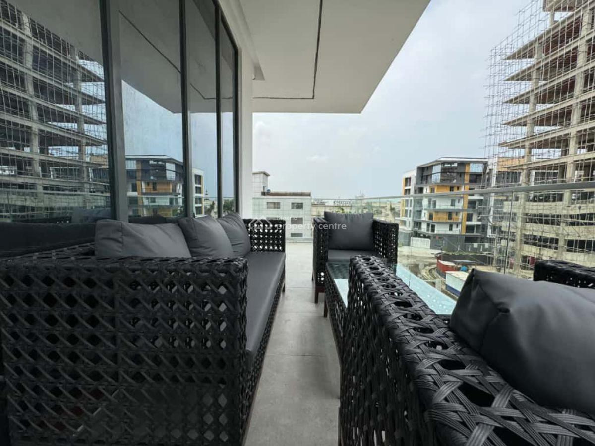 Luxury Spacious 2 Bedroom Apartment with Swimming Pool and Gymnasium, Housekeeping,soccer Table,spacious Balconies, Lekki Phase 1, Lekki, Lagos, Flat / Apartment Short Let