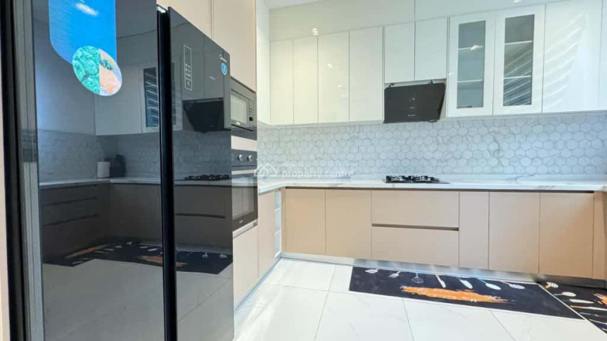 Luxury Spacious 2 Bedroom Apartment with Swimming Pool and Gymnasium, Housekeeping,soccer Table,spacious Balconies, Lekki Phase 1, Lekki, Lagos, Flat / Apartment Short Let