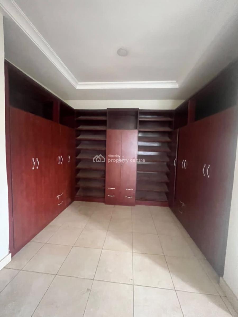 3 Bedroom Apartment with Bq, Guzape, Guzape District, Abuja, Flat / Apartment for Rent