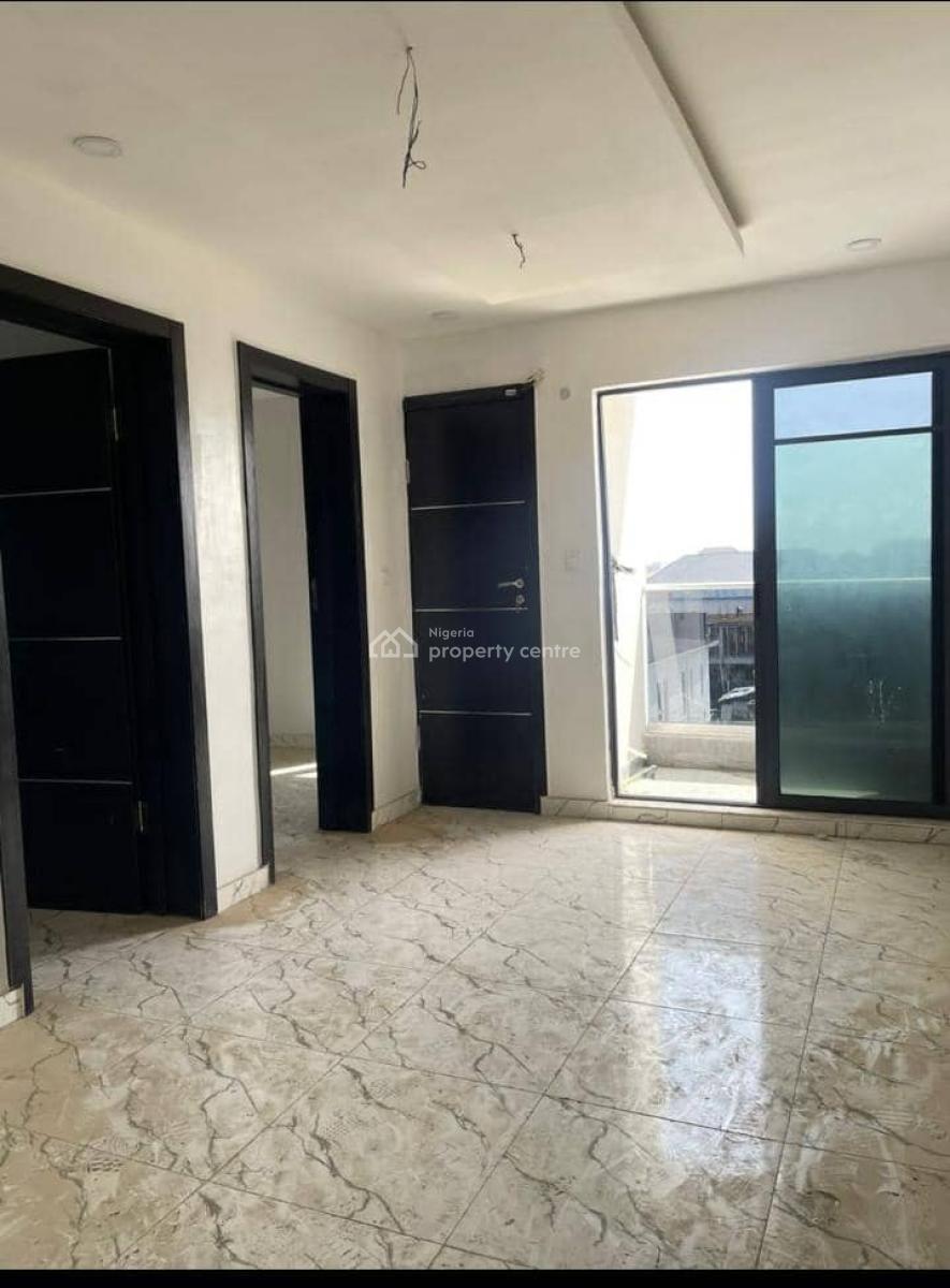 Fully Serviced Luxury 2bedrooms Apartment Upstairs, Ologolo, Lekki, Lekki, Lagos, House for Rent