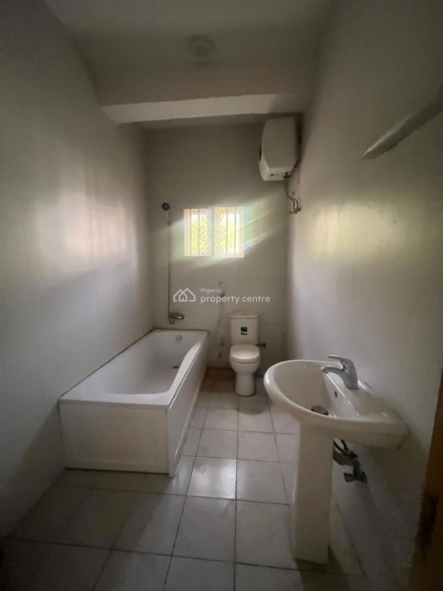 4 Bedroom Terrace Duplex with Bq, Guzape, Guzape District, Abuja, Terraced Duplex for Sale