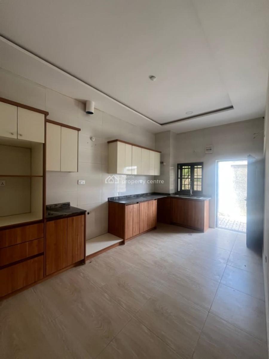 4 Bedroom Terrace Duplex with Bq, Guzape, Guzape District, Abuja, Terraced Duplex for Sale