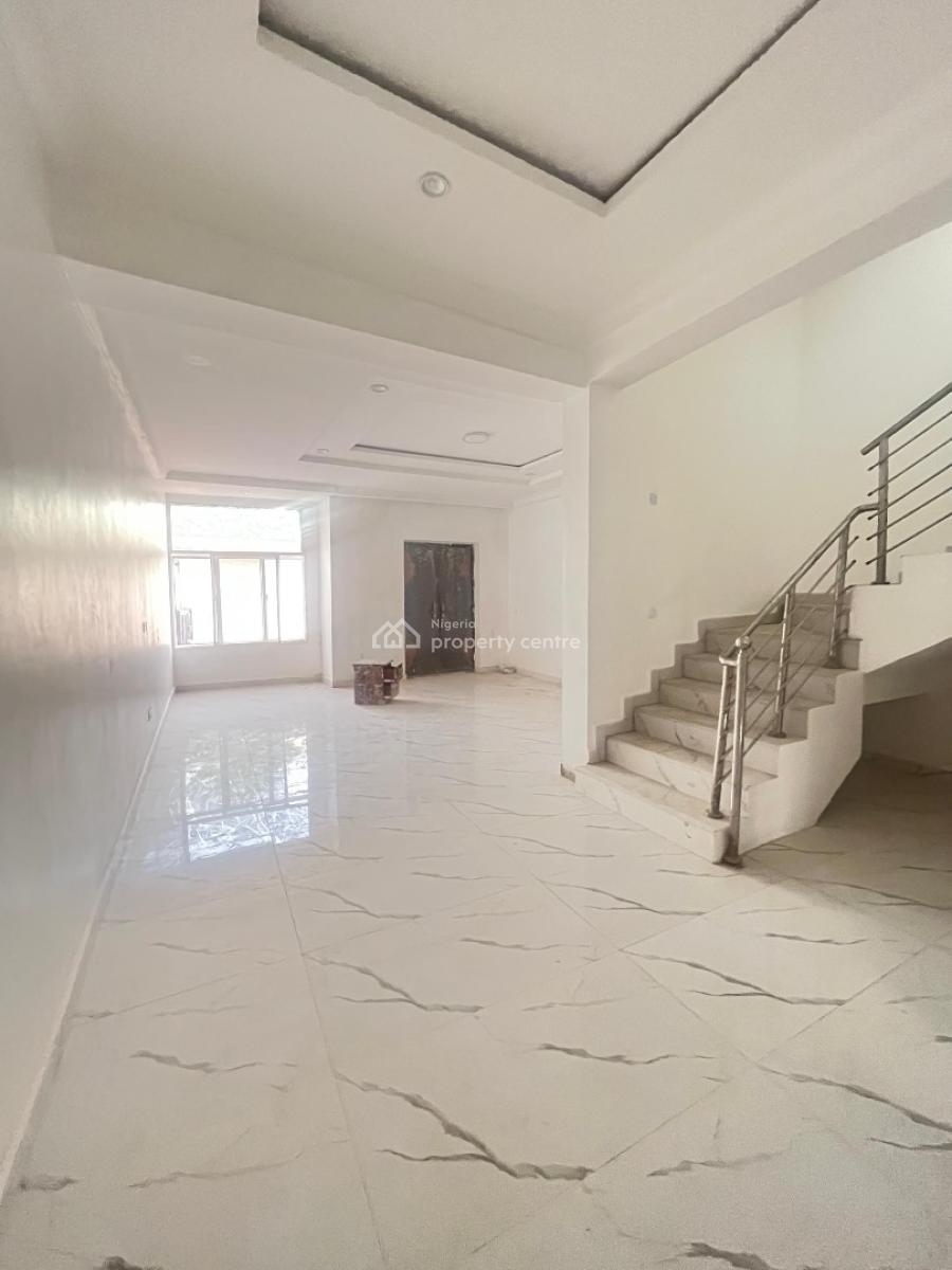 3 Bedroom Terrace with Bq (corner Piece), Guzape, Guzape District, Abuja, Terraced Duplex for Rent