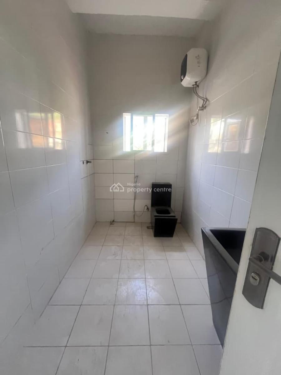 3 Bedroom Terrace with Bq (corner Piece), Guzape, Guzape District, Abuja, Terraced Duplex for Rent