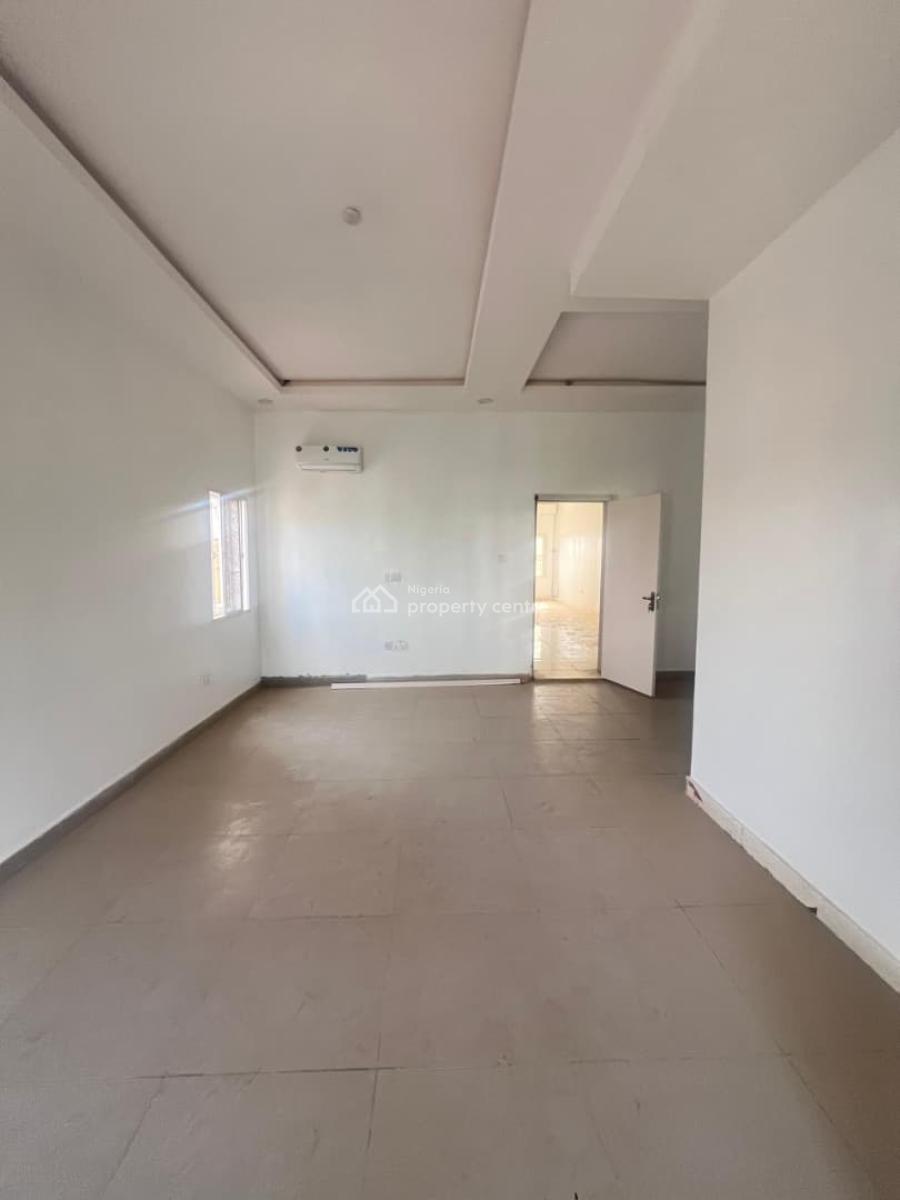 3 Bedroom Terrace with Bq (corner Piece), Guzape, Guzape District, Abuja, Terraced Duplex for Rent