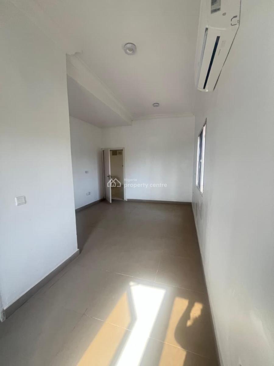 3 Bedroom Terrace with Bq (corner Piece), Guzape, Guzape District, Abuja, Terraced Duplex for Rent