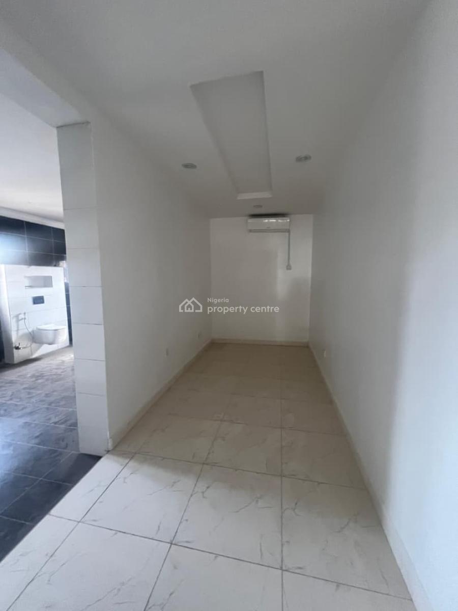 3 Bedroom Terrace with Bq (corner Piece), Guzape, Guzape District, Abuja, Terraced Duplex for Rent