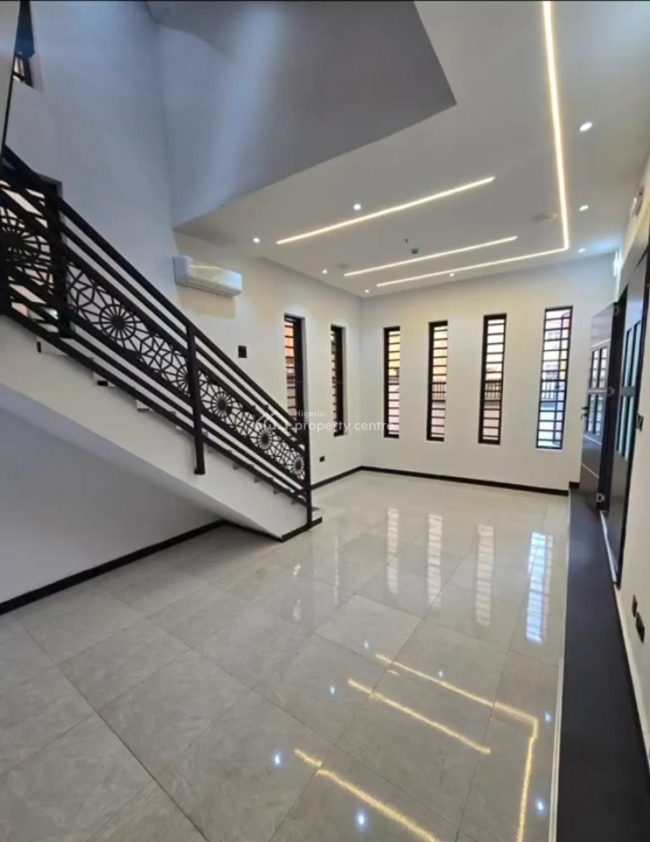 6 Bedrooms Fully Detached Duplex with Swimming Pool and Bq, Gra Phase 2, Magodo, Lagos, Detached Duplex for Sale