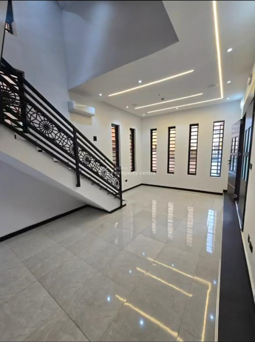 6 Bedrooms Fully Detached Duplex with Swimming Pool and Bq, Gra Phase 2, Magodo, Lagos, Detached Duplex for Sale