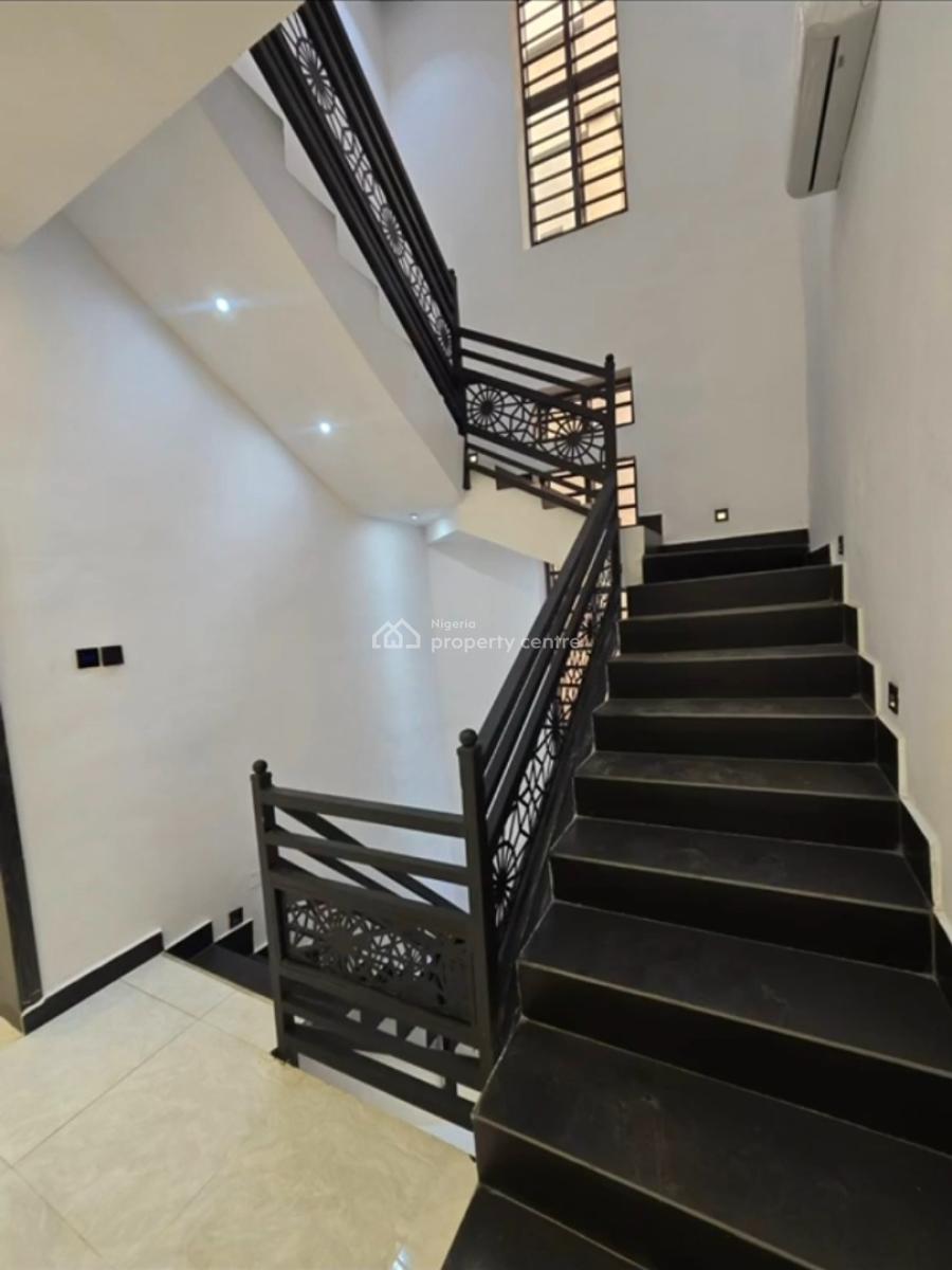 6 Bedrooms Fully Detached Duplex with Swimming Pool and Bq, Gra Phase 2, Magodo, Lagos, Detached Duplex for Sale