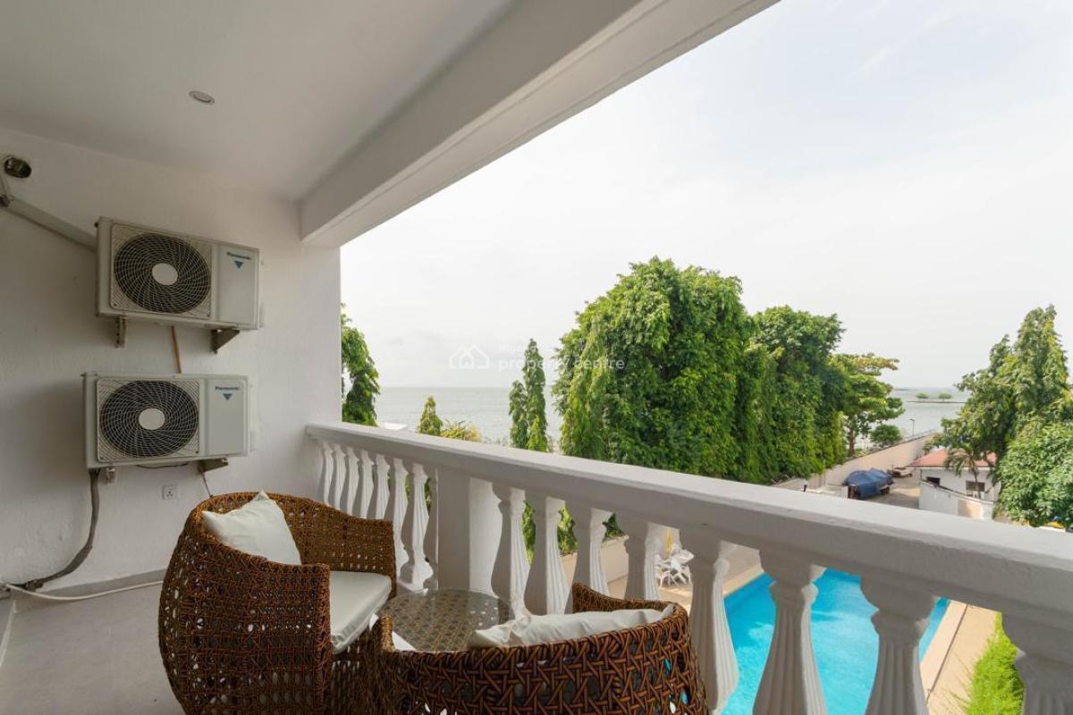 Luxury Four Bedroom with Pool, Snooker and Water Front, Lekki Phase 1, Lekki, Lagos, Flat / Apartment Short Let