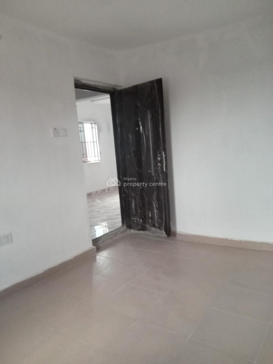 Brand New Luxury Miniflat Upstairs, Royal Palmwill Estate Badore Ajah Lagos, Badore, Ajah, Lagos, Mini Flat (room and Parlour) for Rent