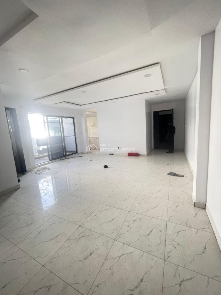 Spacious and Fully Serviced 2bedroom Apartment, Ologolo, Lekki, Lagos, Flat / Apartment for Rent