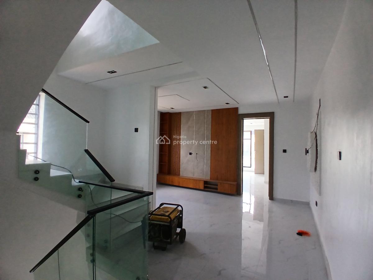 Luxury 5 Bedroom Semi-detached Duplex with Bq, Vgc, Vgc, Lekki, Lagos, Semi-detached Duplex for Sale